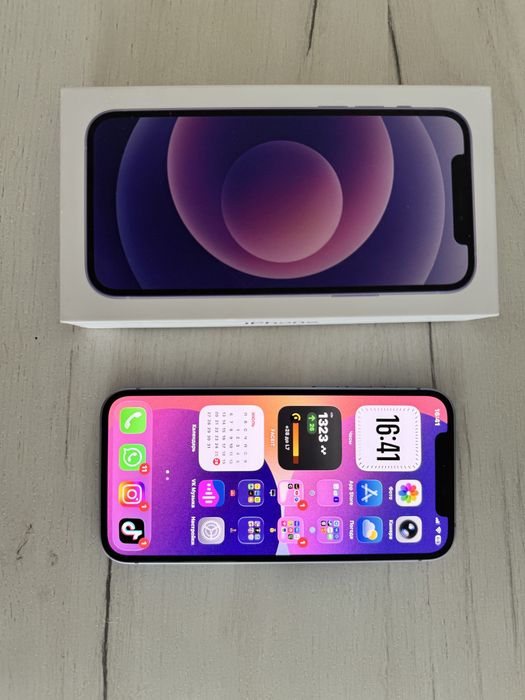 Продам iphone 12