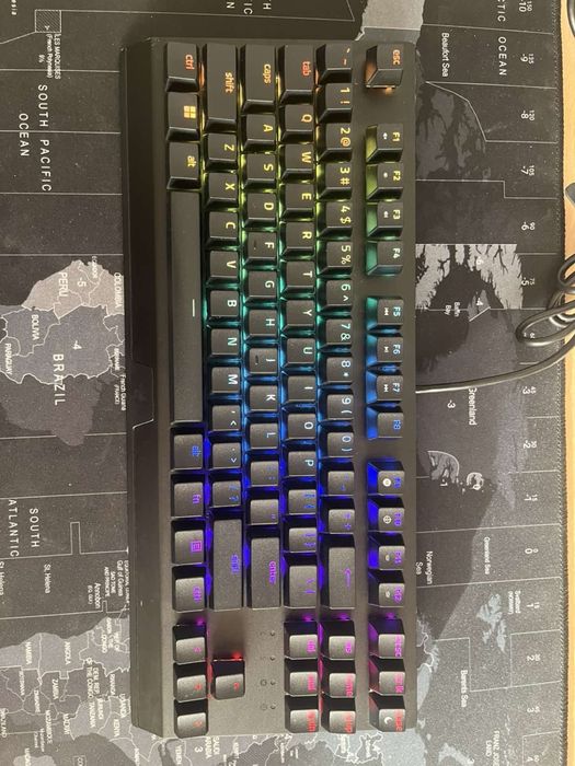 Геймърска клавиатура Razer Blackwididow V3