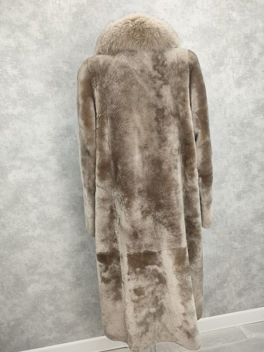 Продаю шубу мутон