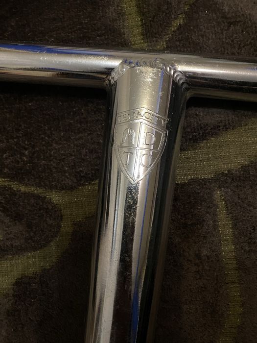 Продам трюковой самокат без хомута