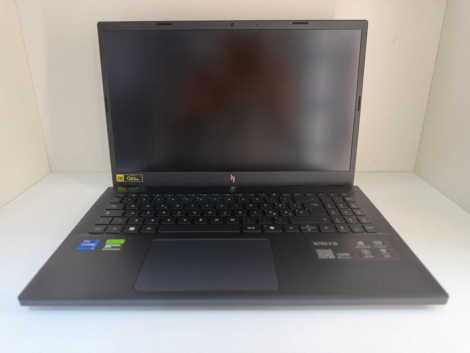 Dracula Amanet: Laptop ACER NITRO V 15 ANV15-52-77F6, NOU.