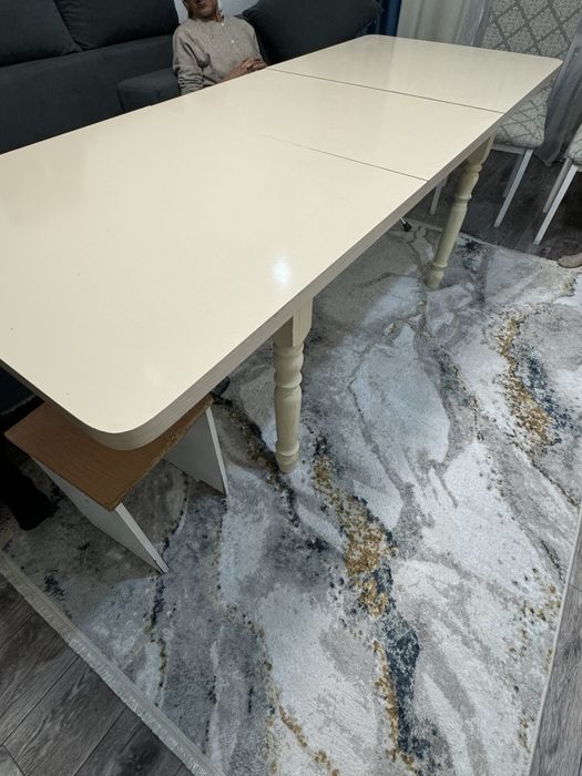 Продается стол длина 2метр . Новый……….,,