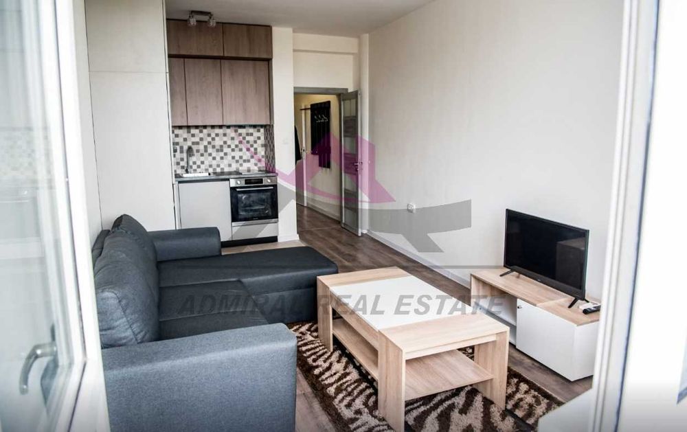 Дава се под наем Едностаен апартамент в Варна, Център - 35 кв.м за 358 € - Снимка #1