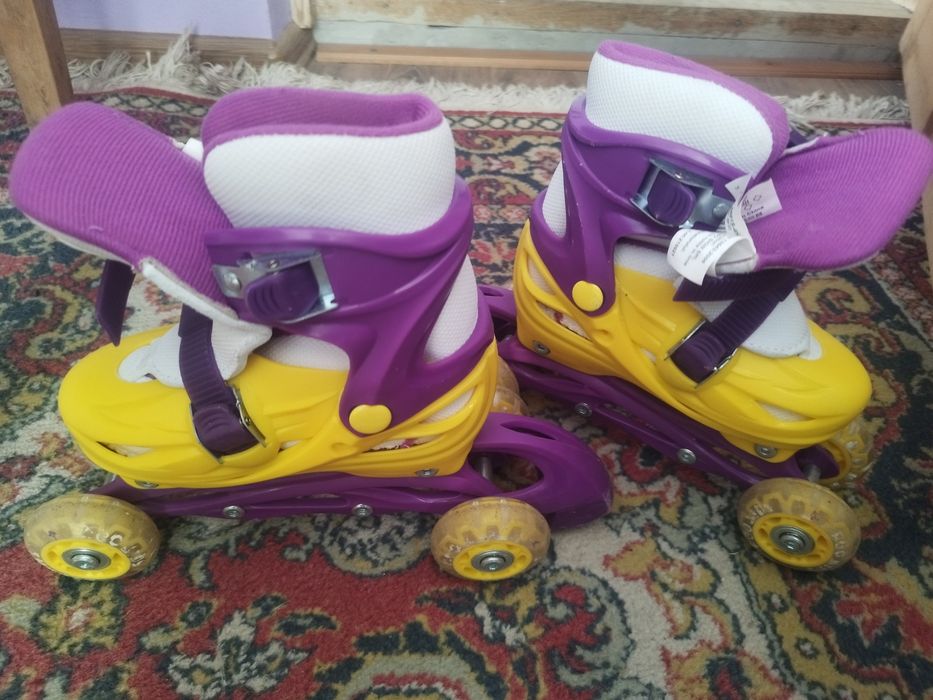 Role reglabile mărimea 30-33