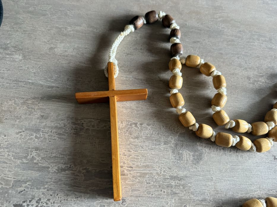 Rosary din lemn