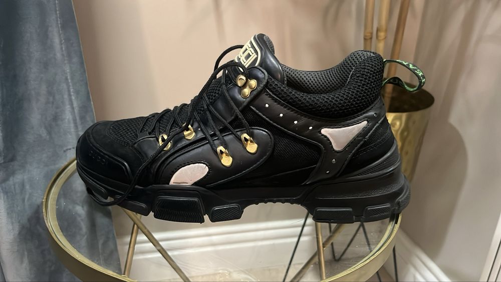 Gucci Flashtrek Sneakers