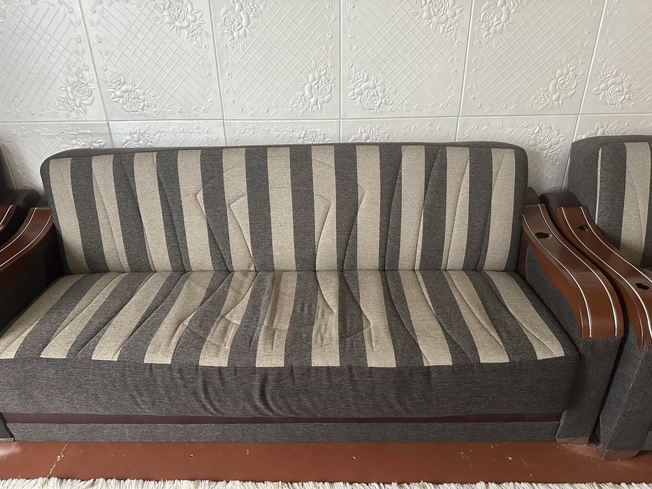 Диван и кресло бектемир