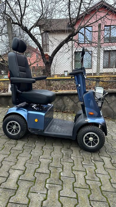 Scuter carucior electric handicap scaun tricicleta carut dizabilitati