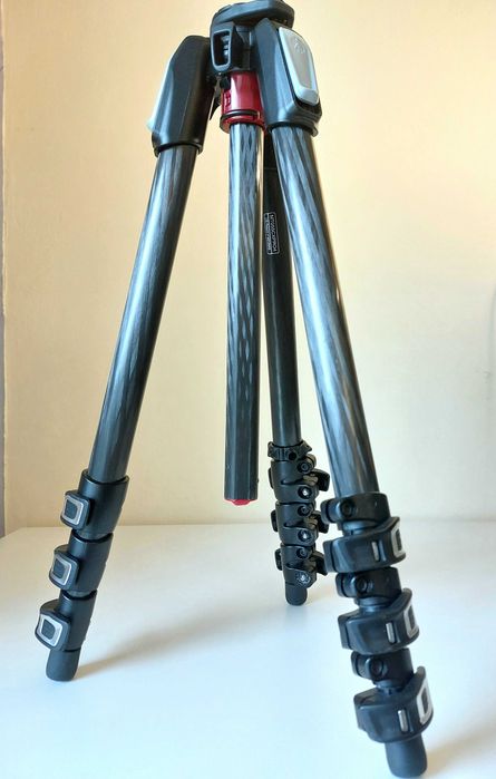Карбонов статив Manfrotto MT055CXPRO4