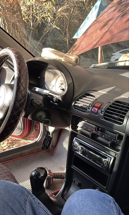 Мазда 323 F слепая слепыш