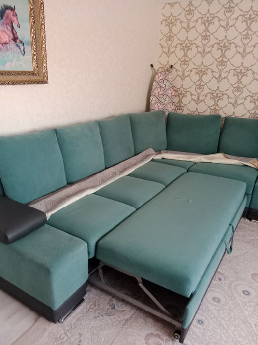 Диван угловой с двух сторон