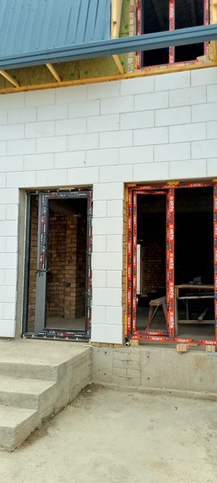 AKFA Окна и двери из алюминия/ПВХ,витражи подоконники москитные сетки