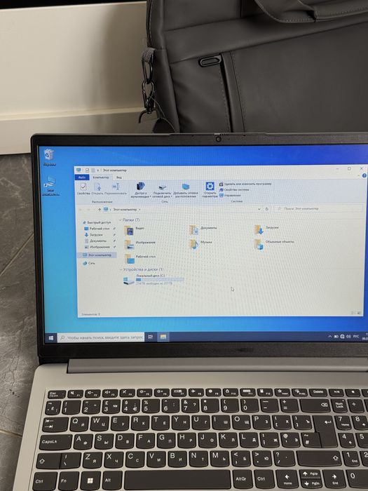 Офисный Ноутбук Lenovo 4ram/256ssd