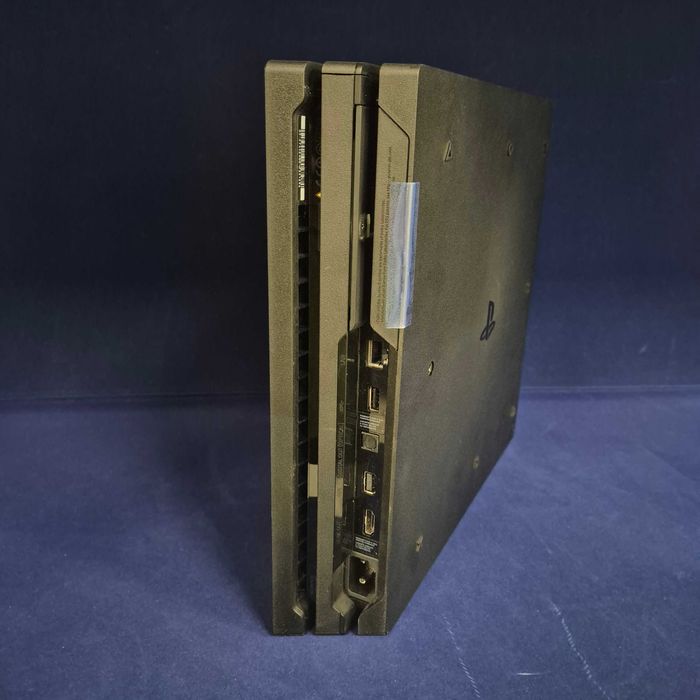 Consola Sony PlayStation 4 Pro 1TB (B33786 Ag28 Doi Baieti) Garantie 2 ani!