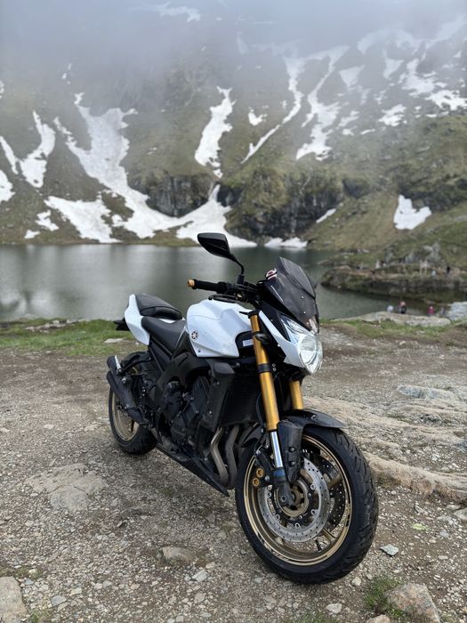 Yamaha fz800 2011 accesorizata + stander spate