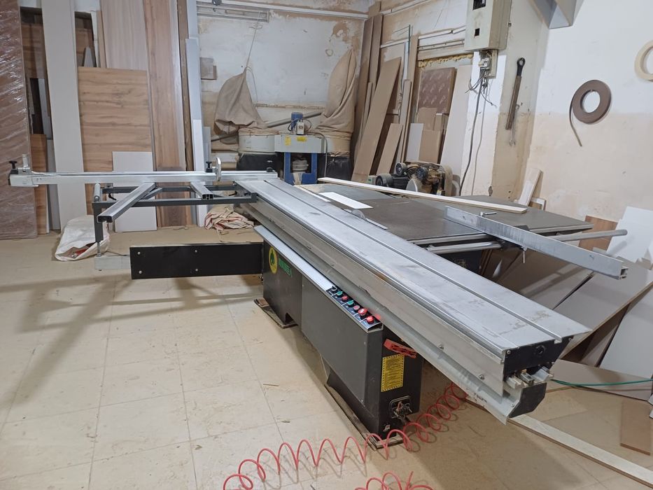 Форматно раскроечный станок