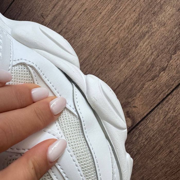 New Balance 9060 White - 46,5 размер с дефект