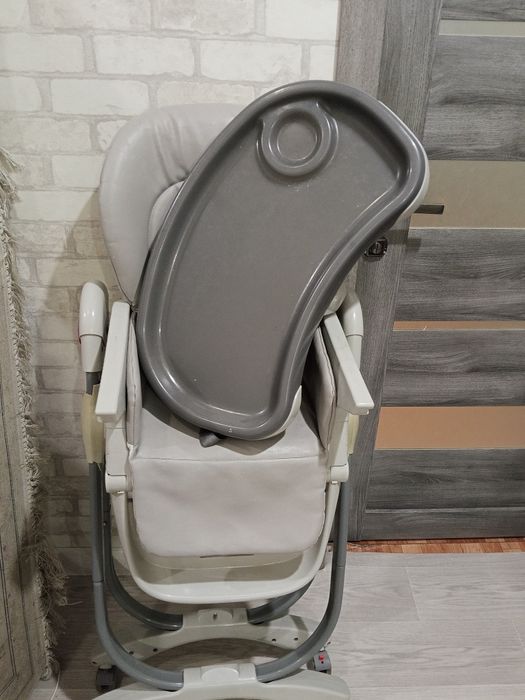 Столик для кормления