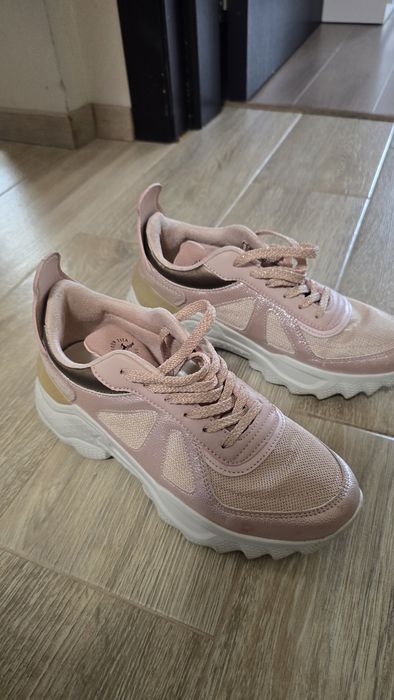 Дамски маратонки ANTILOPA