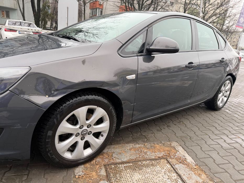 OPEL Astra 2015 — imagine 4