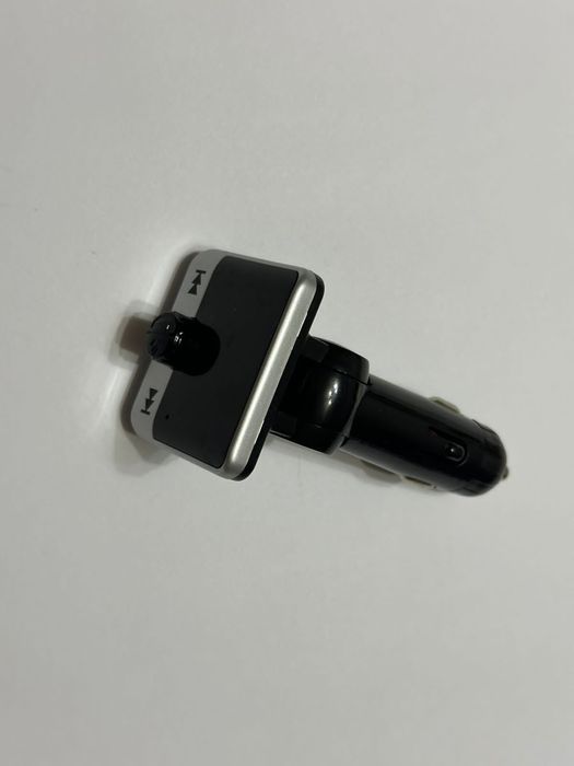 Продаётся FM трансмиттер