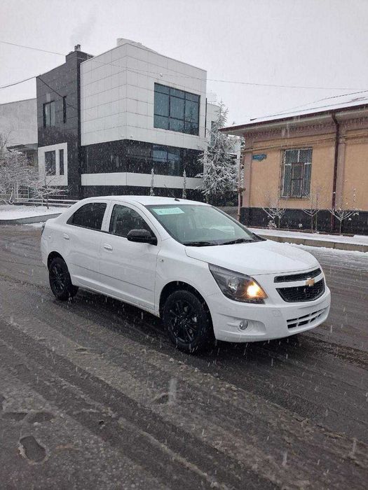 Срочно!!! продаётся машина COBALT 2025