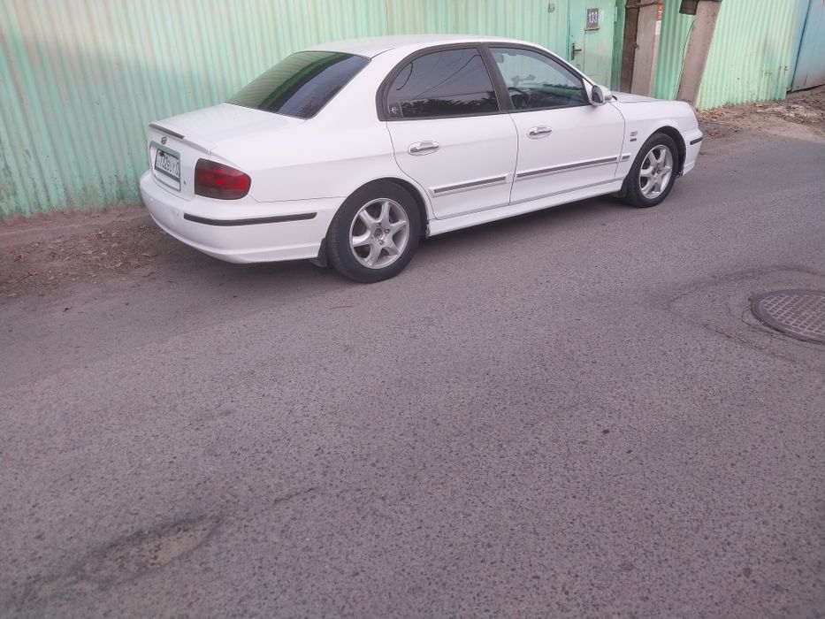 Хюндай Соната продам.
