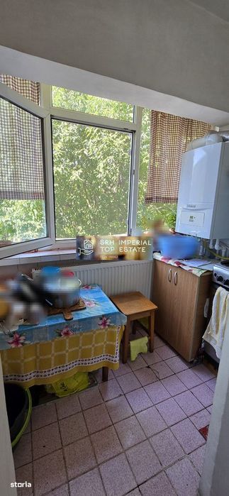 Apartament 2 camere semidecomandat etaj 2 Poarta 6 Liceul Lucian Blaga