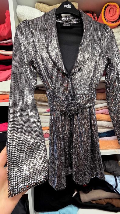 Rochie eleganta.