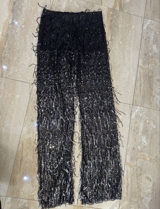 Дамски панталон с пайети Zara