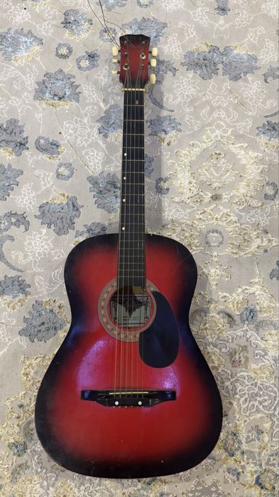 Гитара продам срочно НЕ ДОРОГО