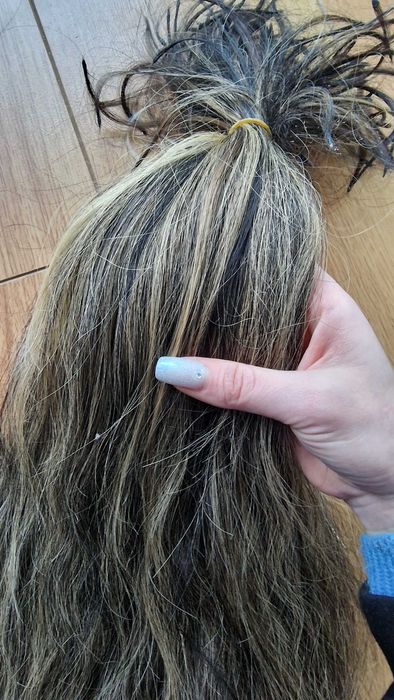 Продавам  200 кератинови кичури