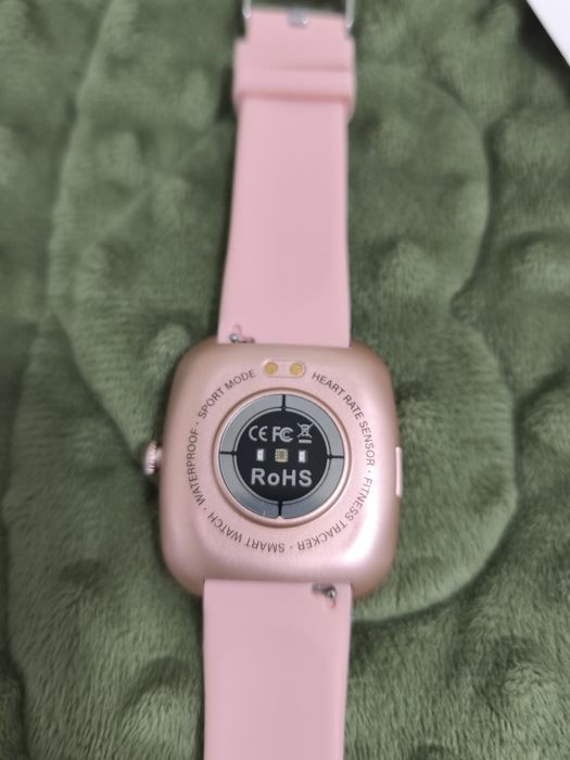 Продам новые Смарт часы AS10