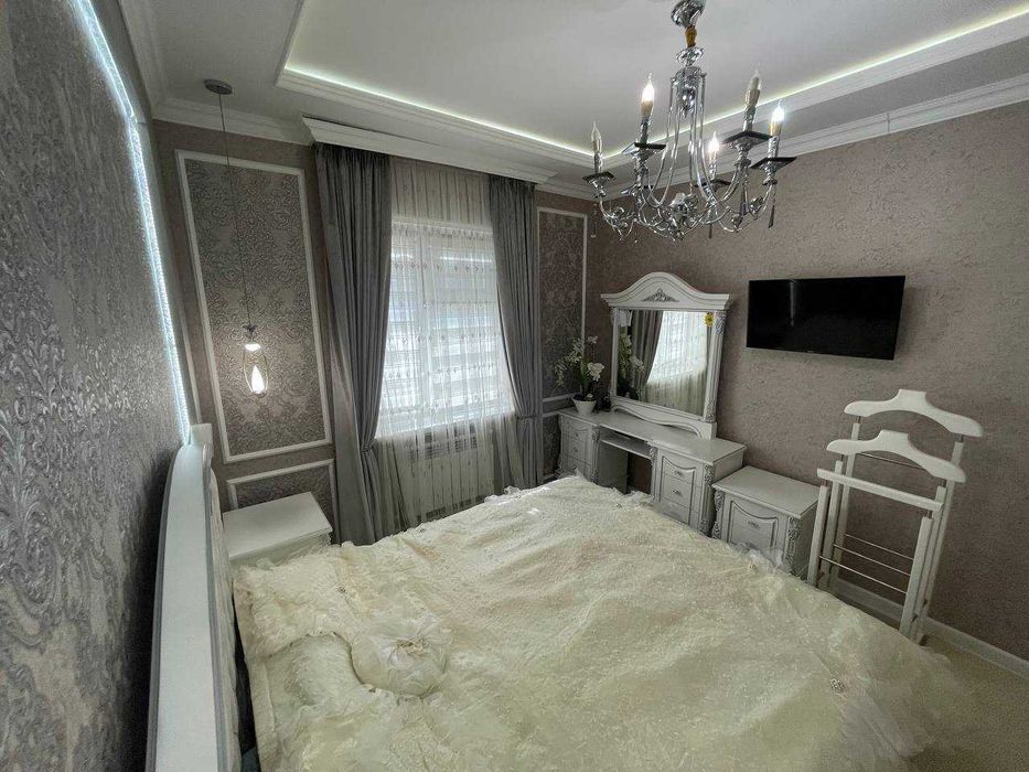 Продаю 4-х комн. квартиру