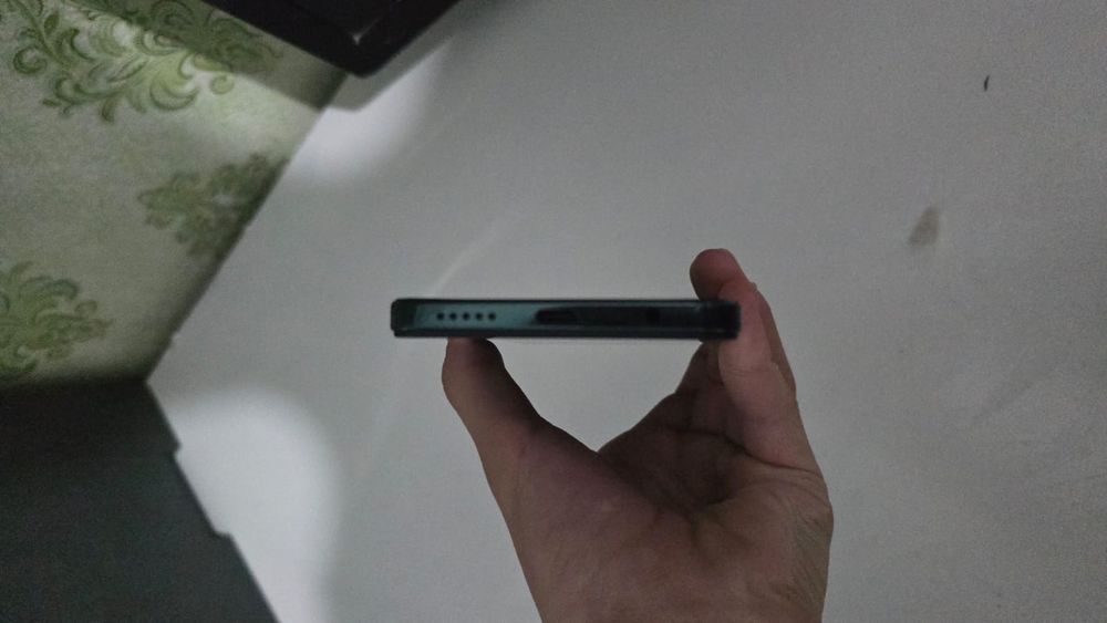 vivo y28 (смартфон)