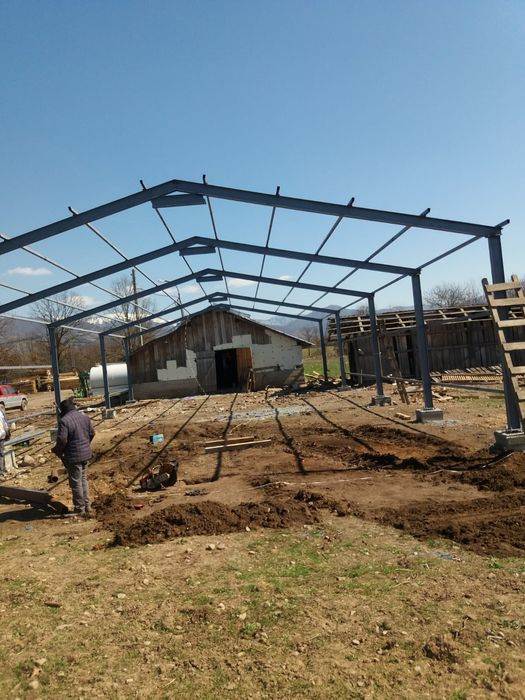 Vand hala metalica 12X40 metri