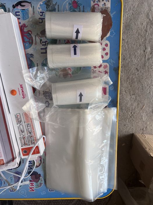 Вакуминатор с пакетами