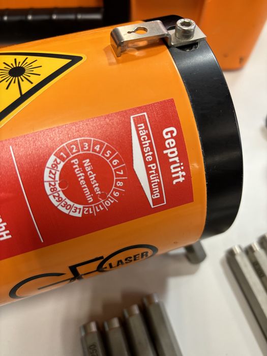 Nivela laser tevi canalizare geolaser kl80 leica topcon hilti