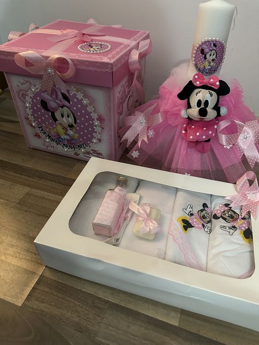 Cutii dar,set trusou si lumanare pentru botez si nunta
