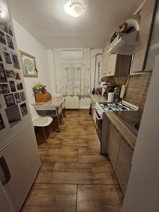 Vand Apartament  2 camere