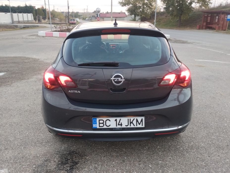 Opel astra j 2015