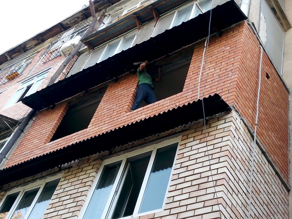Выкладываем БАЛКОН из облицовочнога кирпича с Армированием.Саша.