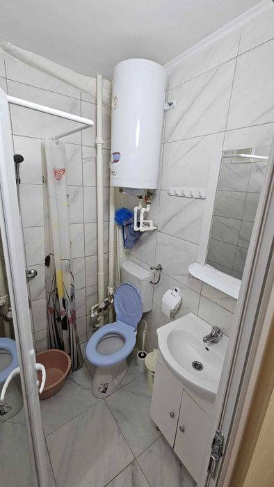 Inchiriez garsoniera Str. Saturn