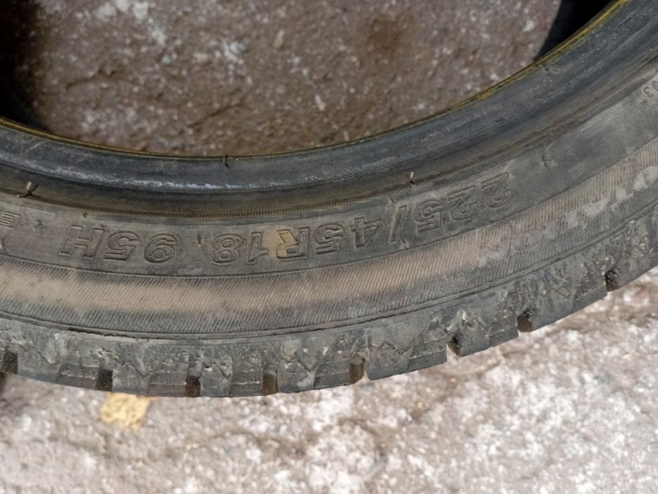 225/45/R18 Комплект.