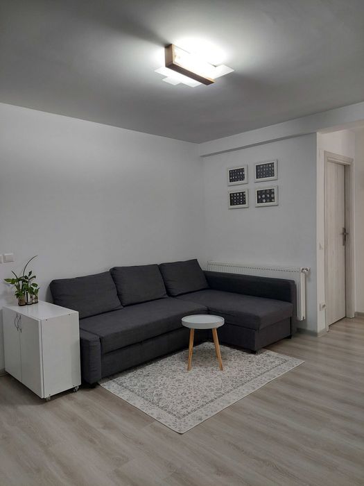 Vanzare apartament 3 camere zona Parc Bazilescu