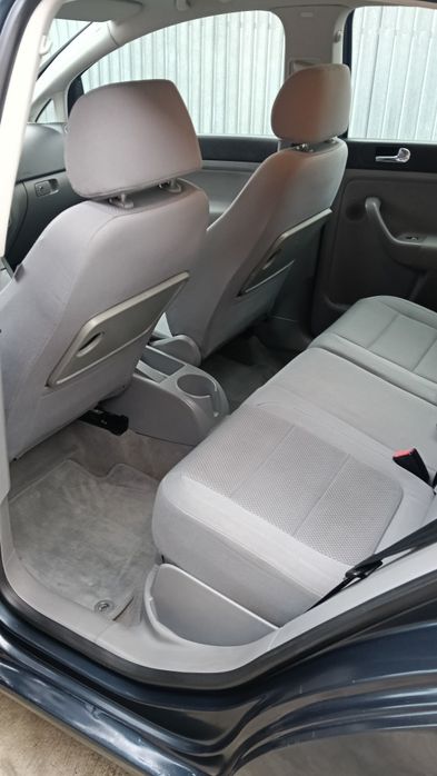 Volkswagen  Golf ,5  Plus  2.0 Diesel