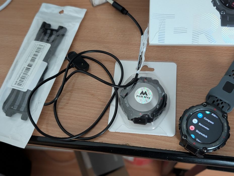 Amazfit T-Rex Pro full box