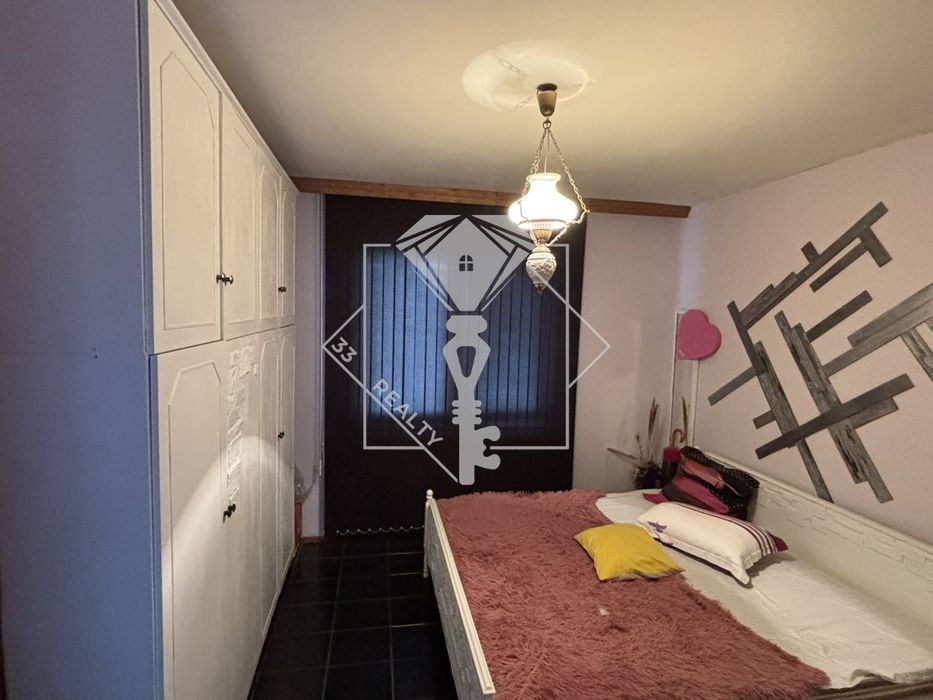 Продава се Тристаен апартамент в Пловдив, Кючук Париж - 96 кв.м за 1771 €/кв.м - Снимка #2