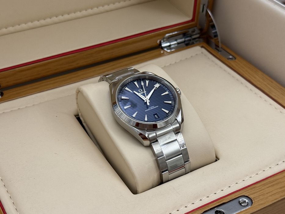 Часы Omega Seamaster