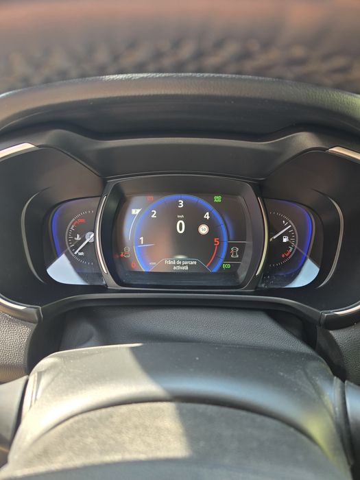 Vând Renault Koleos